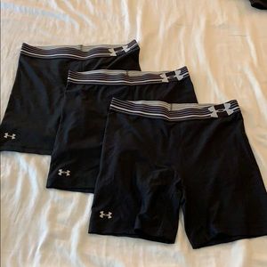 Bundle of 3 Under Armour Spandex Shorts. Sz Small